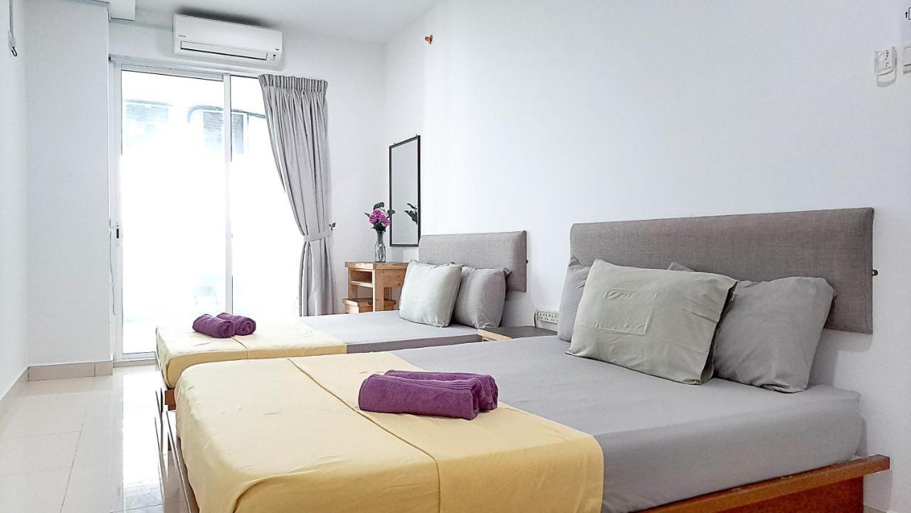 Mansion One Entire House 3 Queenbeds - Spacious Balcony Seaview George Town Exterior photo